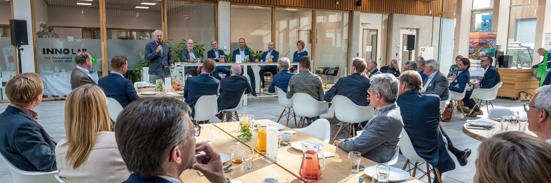 Diner and inspiration: NOM and Campus Groningen gather agrifood sector Northern Netherlands successfully around the table