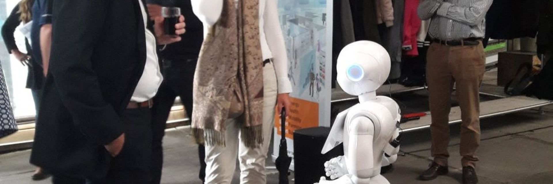 Meet the future: Kick-off Digital Society Hub and 5G Lab