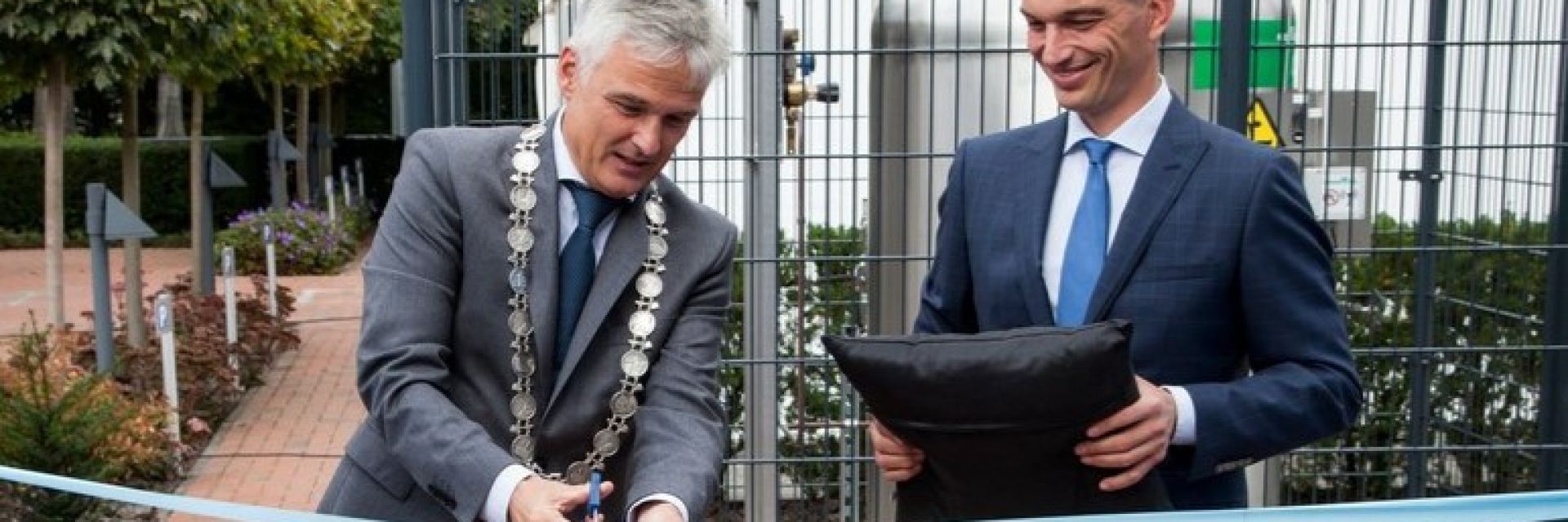 Opening new R&D facility and QC laboratory Ofichem Group