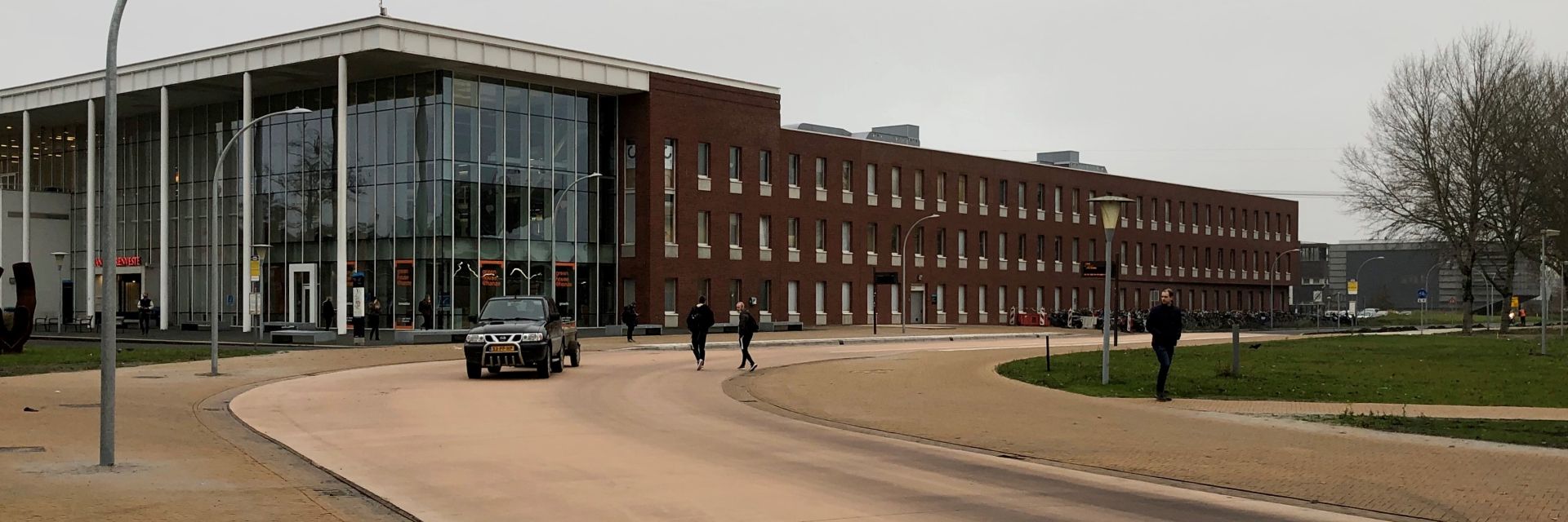 Renovated Zernikeplein: a place to meet