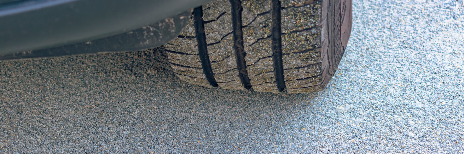 First road on Zernike Campus with CO2 absorbing asphalt