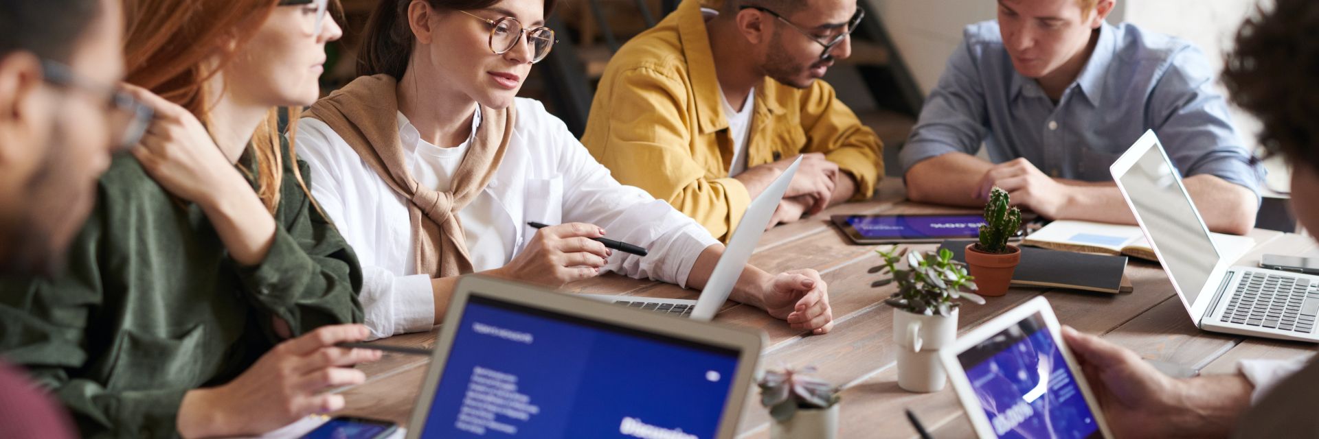 Meet your Future in the Digital World