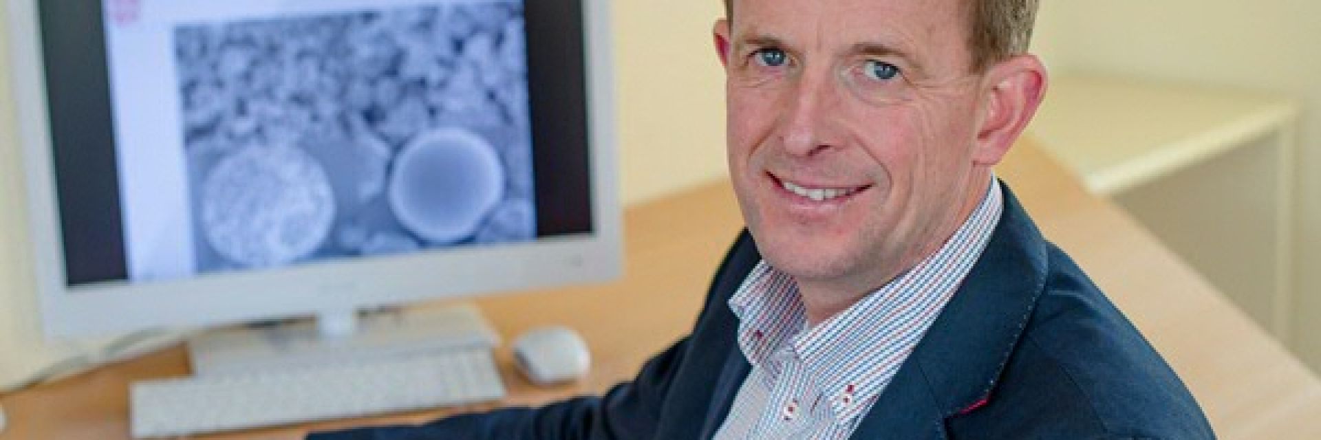 Prof. Dr. Frijlink honored with the RUG Impact Innovator Excellence Award