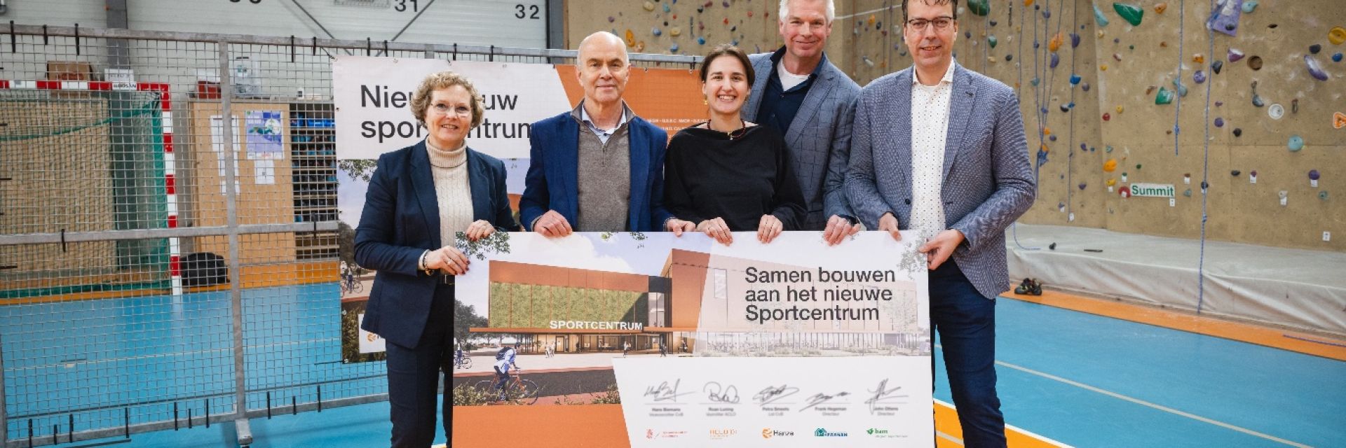 Festive start to collaboration for new Sports Center on Zernike Campus