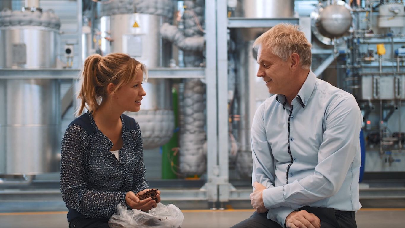 Bioplastics from wood?